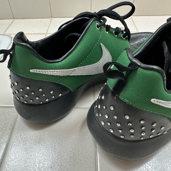 NIKE women’s Rosherun DB 'Doernbecher'
Sneakers - Picture 4 of 6